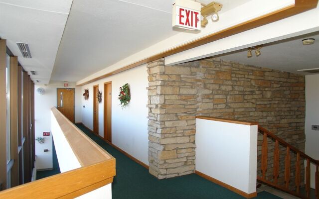 Forty Winks Inn LLC