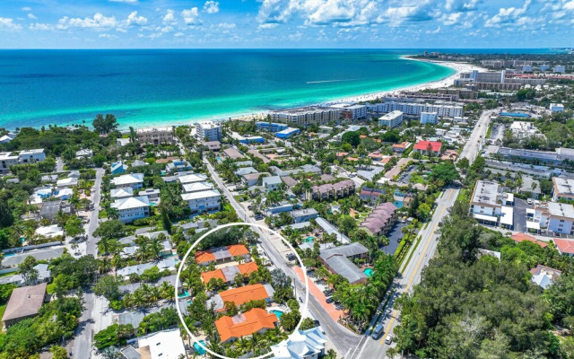 Bianco Sands by Beachside Management
