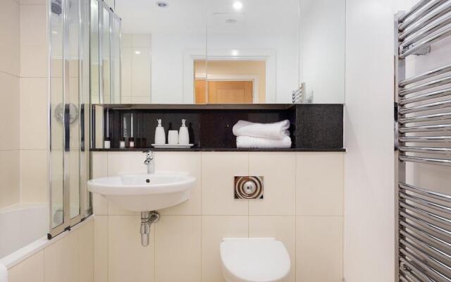 St. George Wharf Serviced Apartments by TheSquare