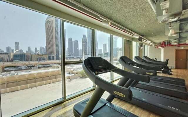 SuperHost - Downtown Delight 2BR Apt Opposite Burj Khalifa