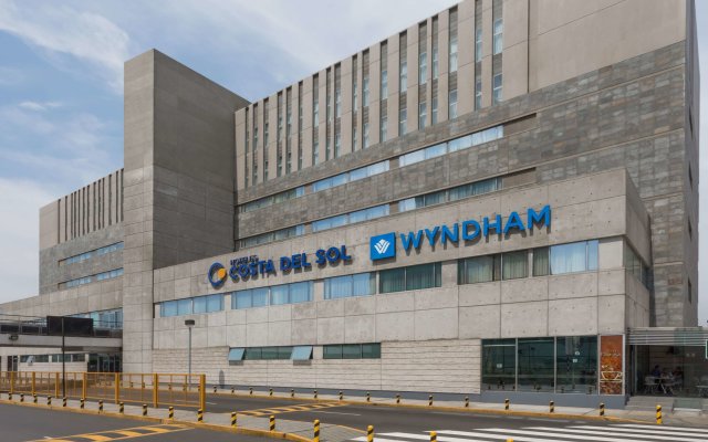 Wyndham Costa Del Sol Lima Airport