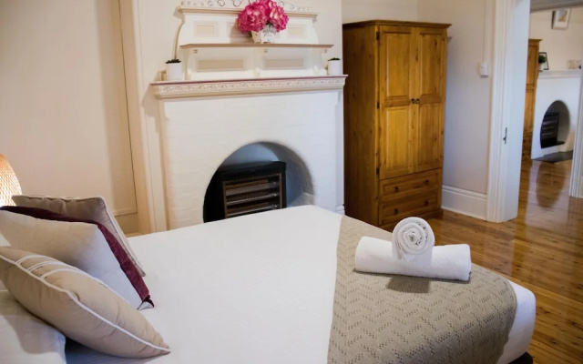 Norah Head Lighthouse – Guest Rooms – Norah Head