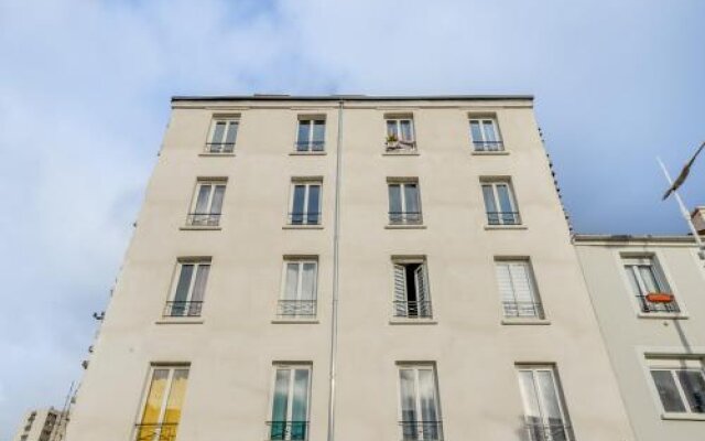 804 Suite Styling, Superb Duplex, Door of Paris