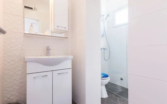 Spacious Zadar Apartments Near Beach