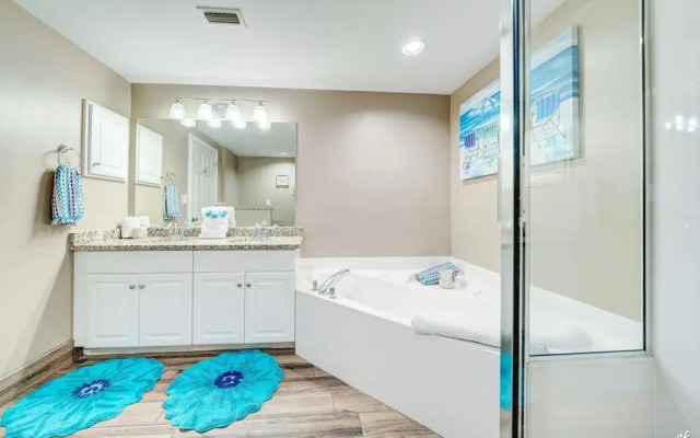 Majestic Beach Towers 2-403