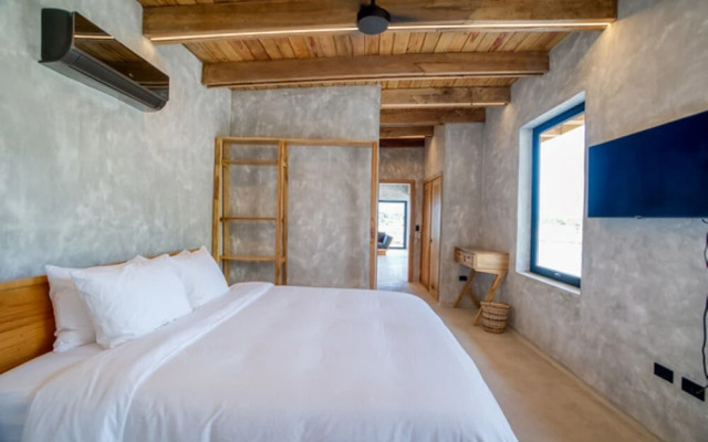 Seabird Belize Vacation Rentals