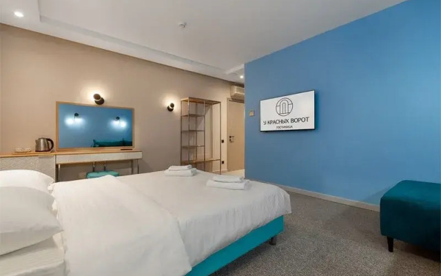 Гостиница у красных ворот