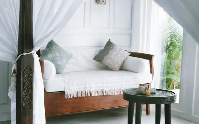 White Tortoise Eco Villa's