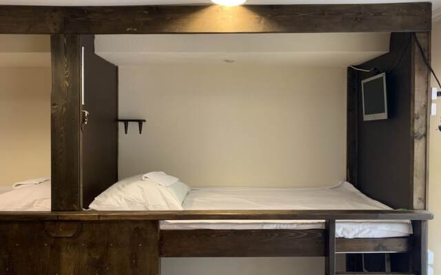 Hostel Brusnika