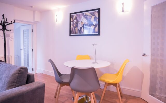 2Bed Apartment in Camden