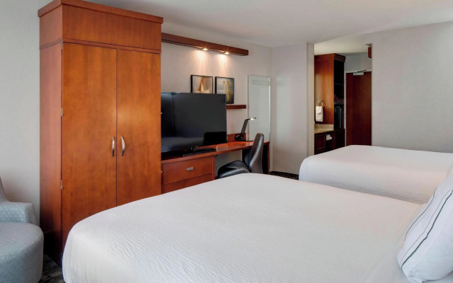 Courtyard by Marriott Boston Logan Airport