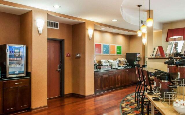 Comfort Suites Gallup East Route 66 and I-40