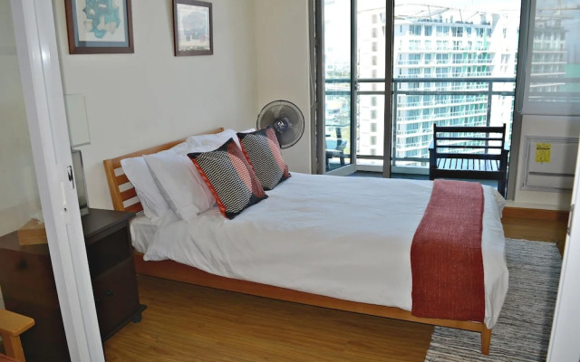 Shir Hub at Azure Urban Residences