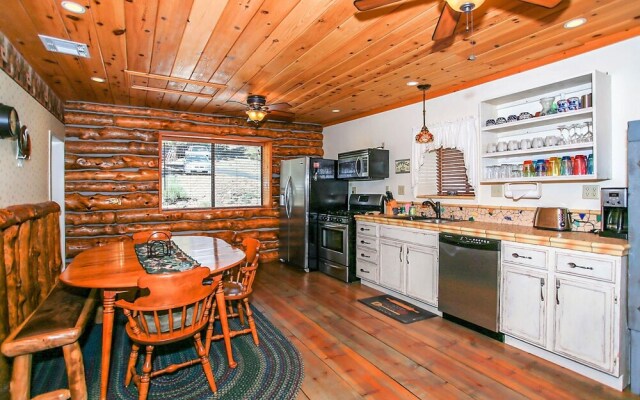 Pleasant Pause-1864 by Big Bear Vacations