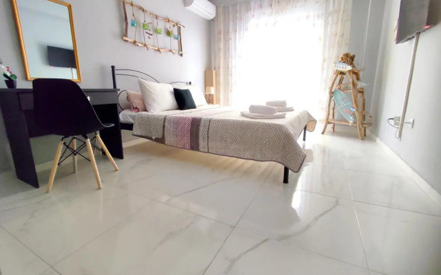 DriftWood Center Apartment