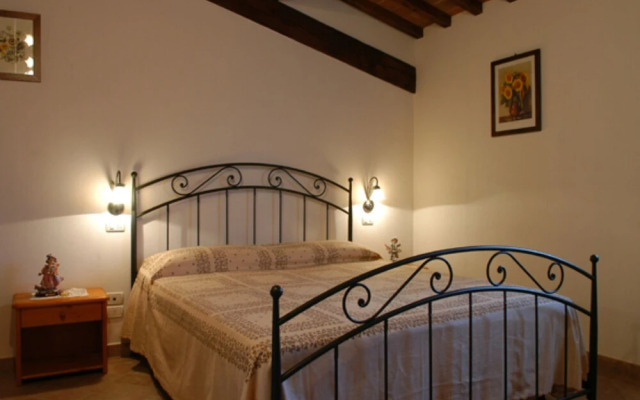 Agriturismo Il Pino - Tuscany Italy - Apartment Cipresso