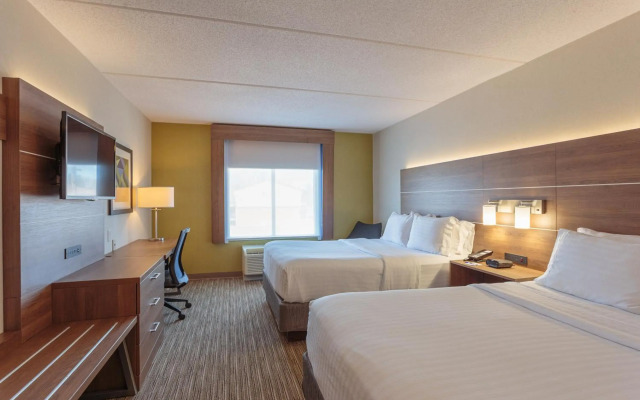Holiday Inn Express & Suites Belleville by IHG