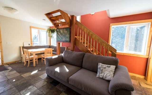 Canmore Alpine Hostel - Alpine Club of Canada