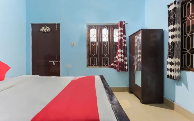 Royal Blues by OYO Rooms