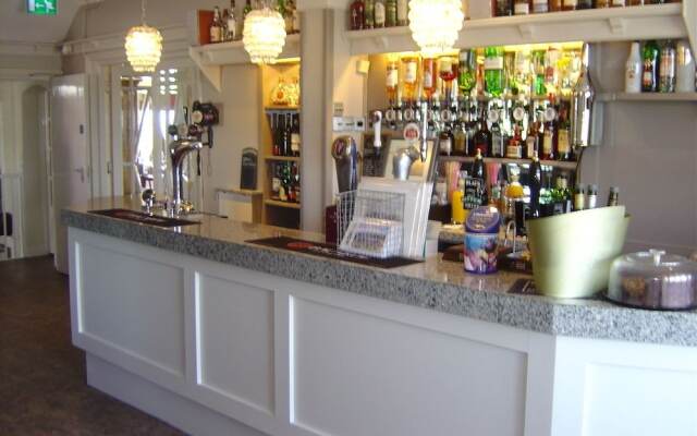 The Cliffemount Hotel