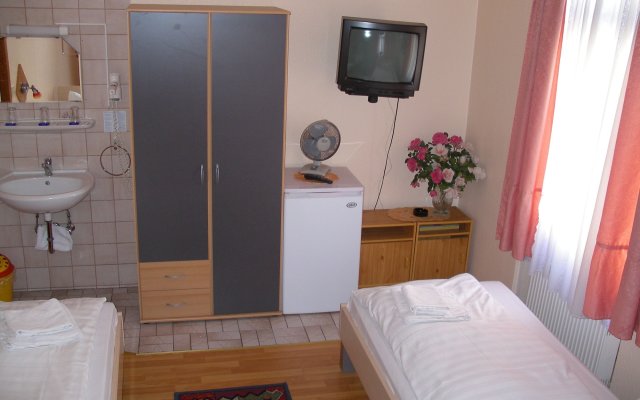 Hotel garni Djaran