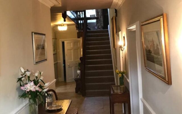 Brant House - B&B