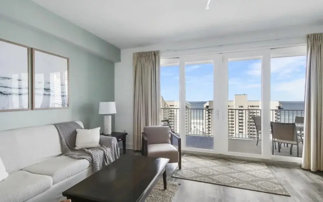 Laketown Wharf 1116