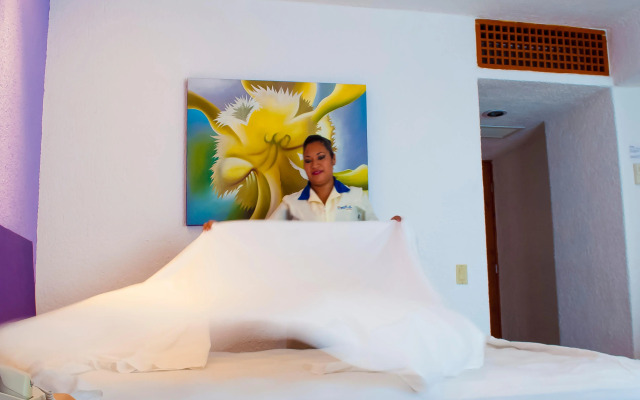 Los Patios Hotel