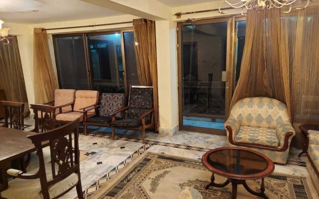 Stunning 3-bed Apartment in Murree