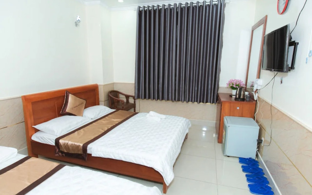 OYO 1175 Trung Mai Hotel