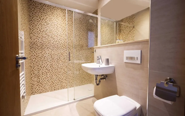 Westone Suite-hosted by Sweetstay