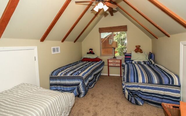 Felthaus Family Cabin