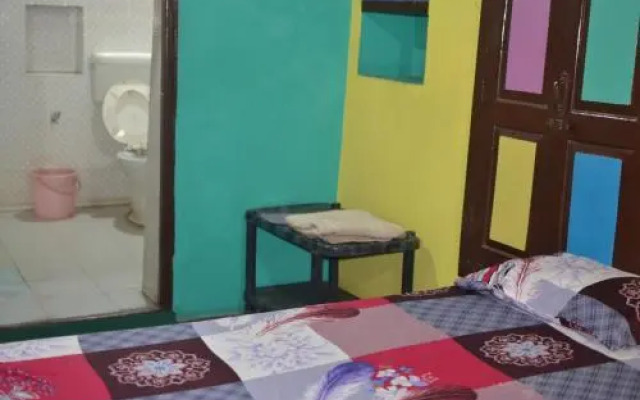 Monu Family Guest House