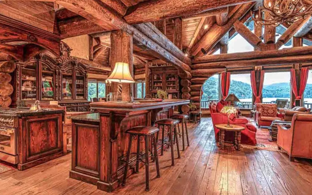 Forge Lake Lodge in Topton