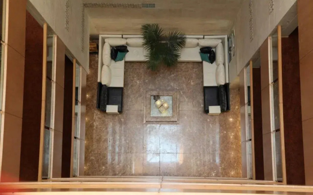 Saina Hotel