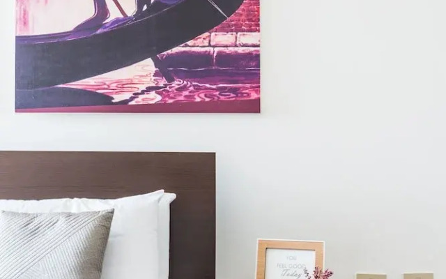 Sunny Apartment