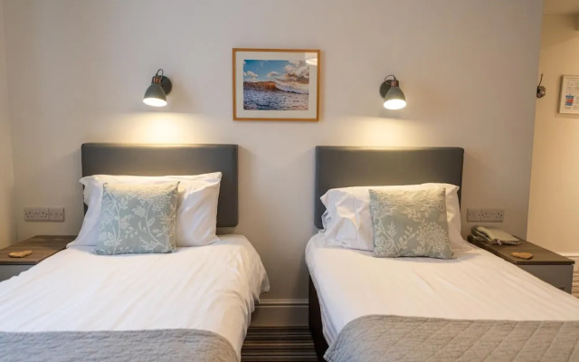 The Kingswood Hotel