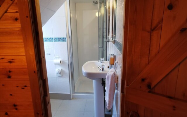 The Whistlefield Inn
