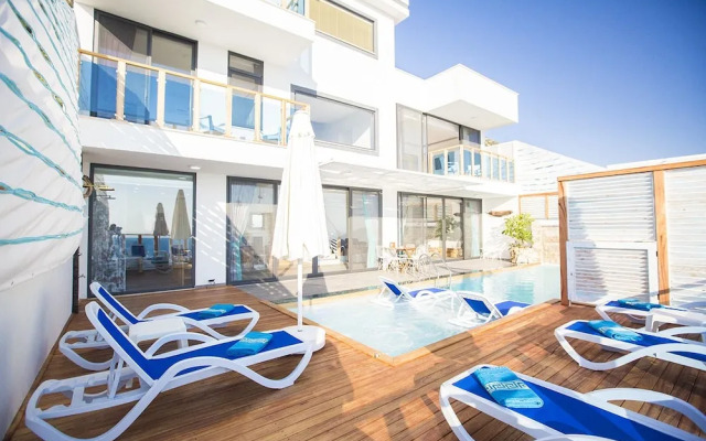 Villa Jilda by Akdenizvillam