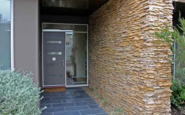 The Crescent - Rejuvenate Stays