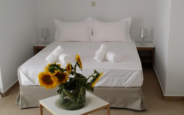 Niovi Boutique Apartments