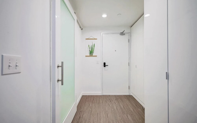 FRONTDESK Tremont Oaks Micro Apts Cleveland