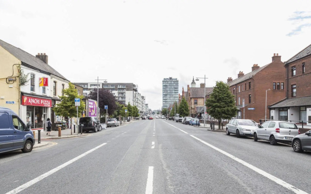 Pearse Street Suites