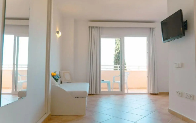 Azuline Hotel - Apartamento Rosamar