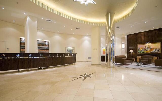 The Towers Chevron Renaissance Holidays Gold Coast