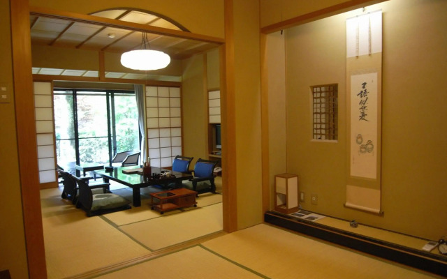 Kawakamiya Kasuitei