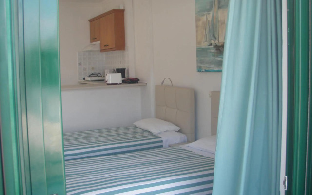 UMBRELLA BEACH APARTMENTs