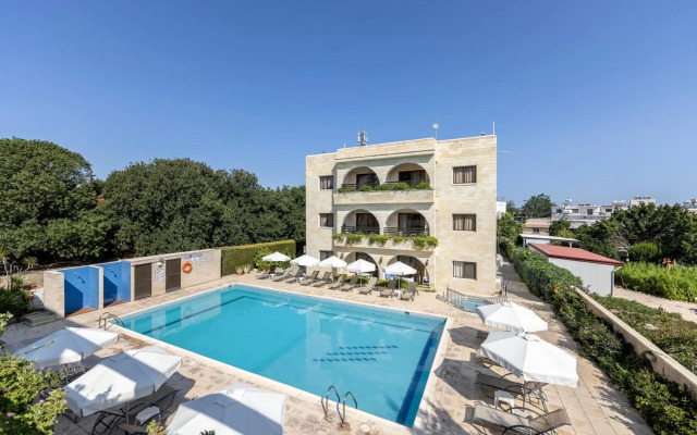 Stephanos Hotel Apts