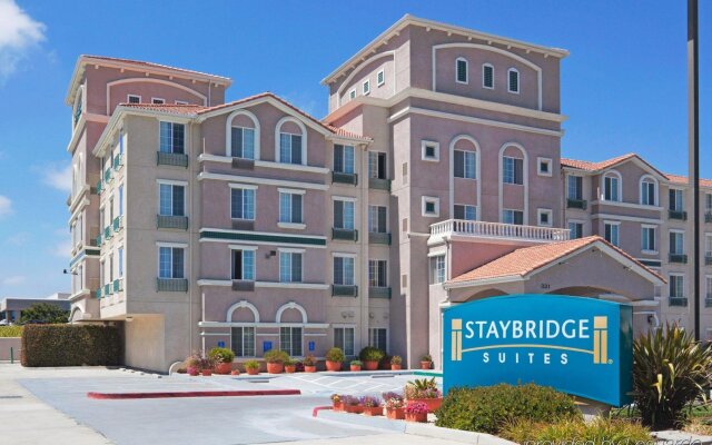 Staybridge Suites Silicon Valley, an IHG Hotel