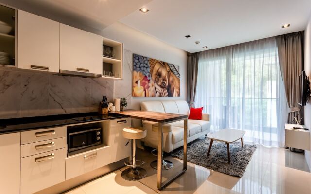 Emerald Terrace Patong by Chattha